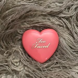 Brand new two face hangover blush!!